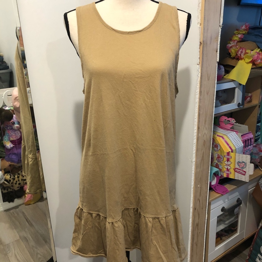 Drop waist or ruffle hem dress